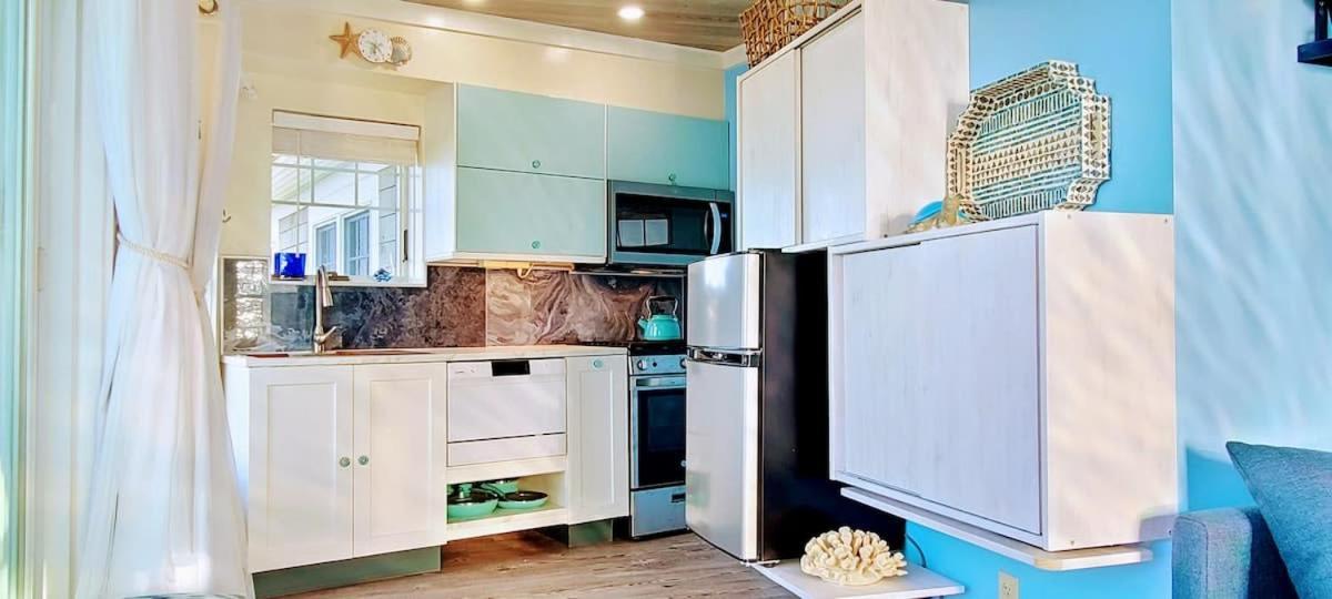 Loza House Coastal Design Unit With Lake & Mountain Views プラッツバーグ エクステリア 写真