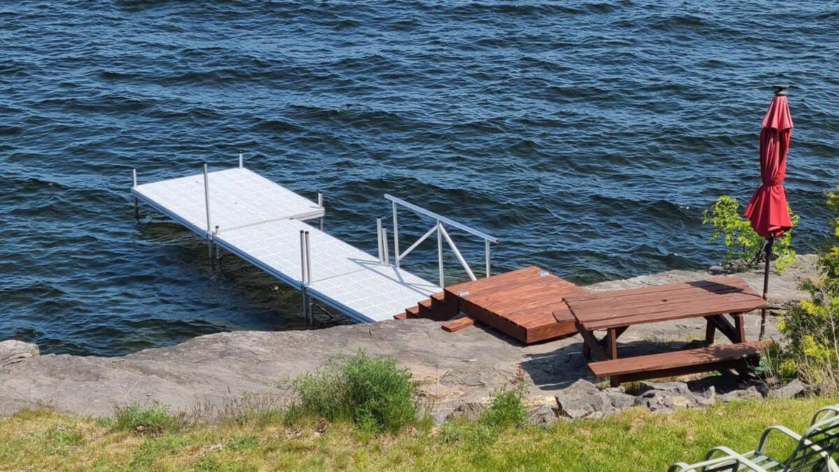 Loza House Coastal Design Unit With Lake & Mountain Views プラッツバーグ エクステリア 写真